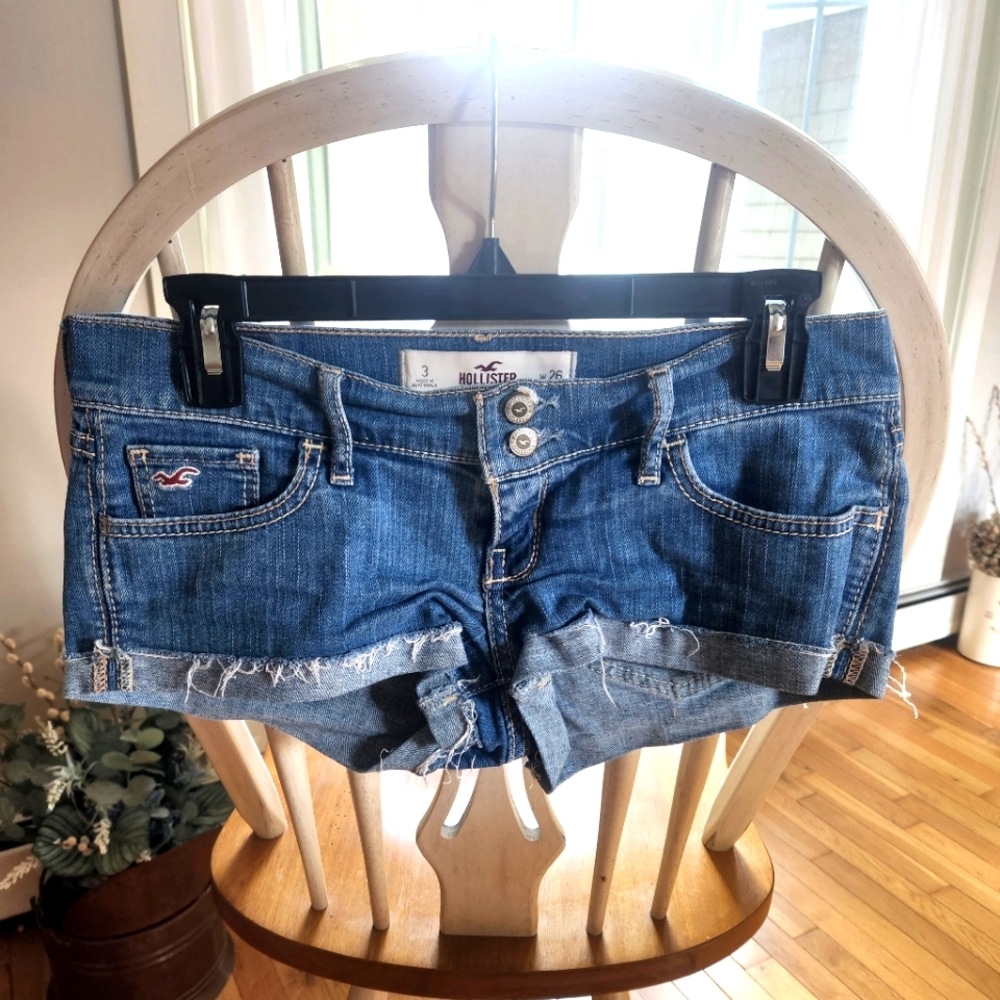 Hollister - Jean Shorts, Size 3, Low Rise